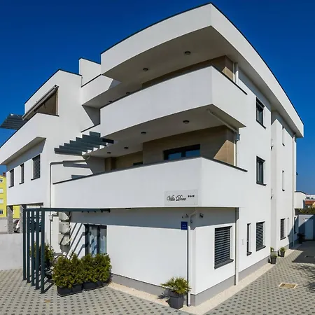Dora 3 In Kastanjer By Interhome Apartamento