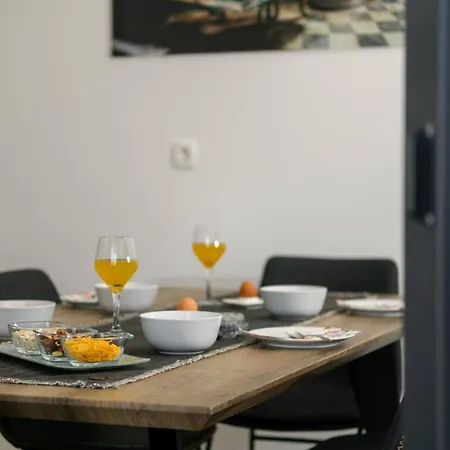 Apartamento Dora 3 In Kastanjer By Interhome