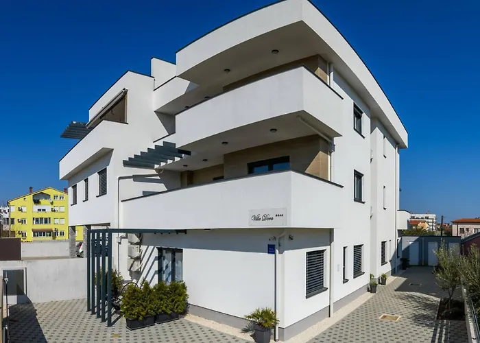 Dora 3 In Kastanjer By Interhome Apartman
